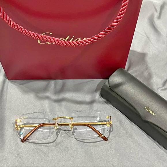 *SOLD* Cartier Big C w diamond cut - Picture 2 of 5